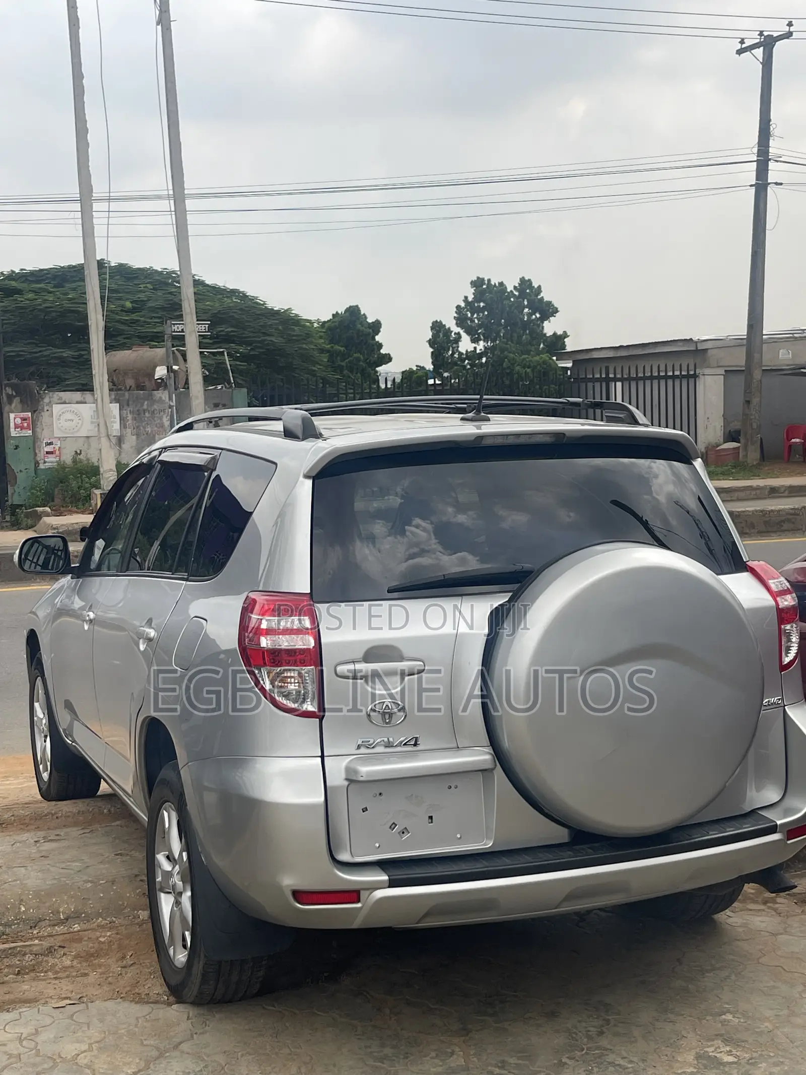 Toyota RAV4 2012 Silver