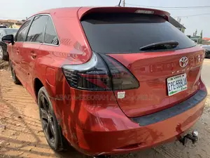 Toyota Venza XLE 2010 Red