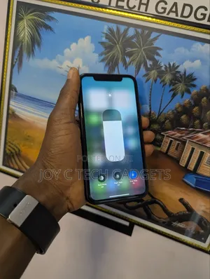 Apple iPhone XR 64 GB Black