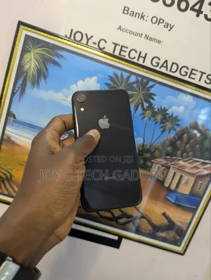 Apple iPhone XR 64 GB Black