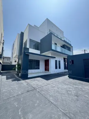 5bdrm Duplex in Lekki Phase 1 for rent