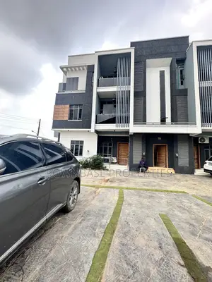 Furnished 2bdrm Apartment in Abraham Adesanya Estate for sale