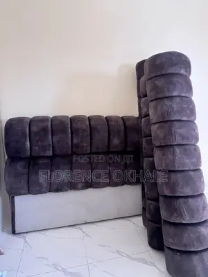 4.5 by 6 Bubble Bed Frame
