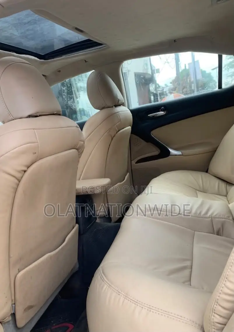 Lexus IS 2008 Blue