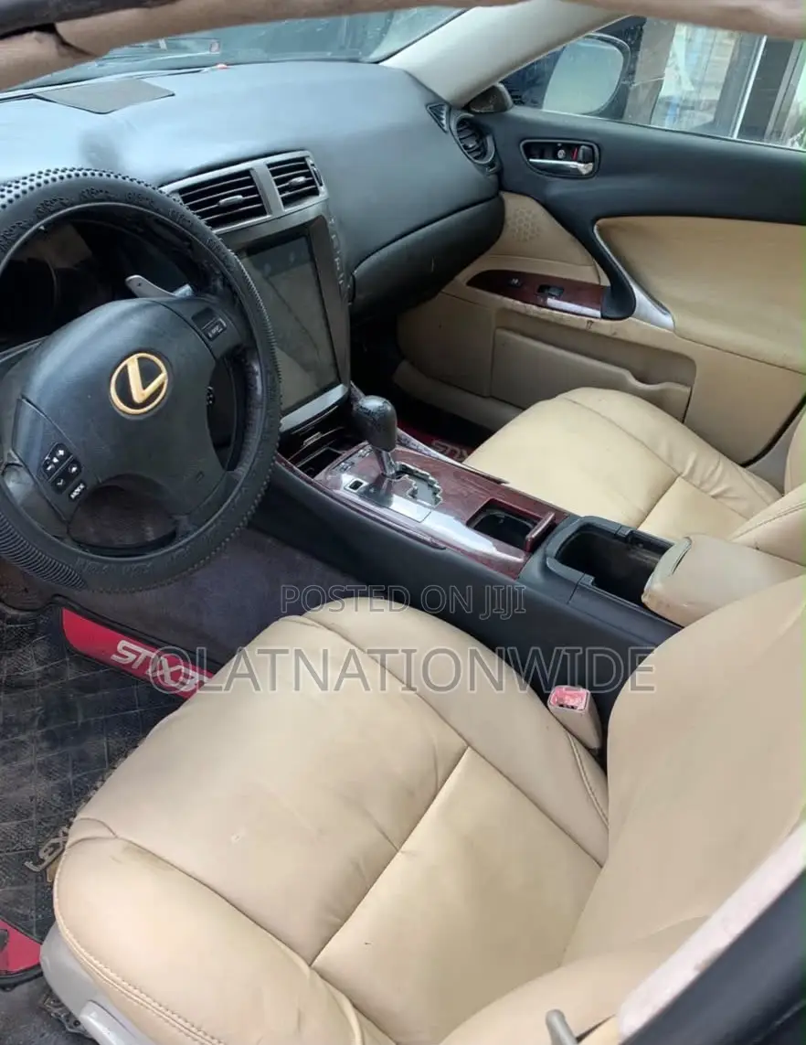 Lexus IS 2008 Blue