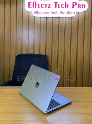 Laptop Apple MacBook Pro 2023 M3 16GB Apple M3 SSD 512GB
