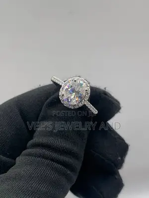 VVS Moissanite Wedding and Engagement Rings  