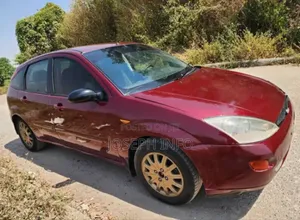 Ford Focus 1.6 2004 Maroon