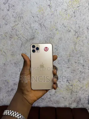 Apple iPhone 11 Pro Max 64 GB Gold