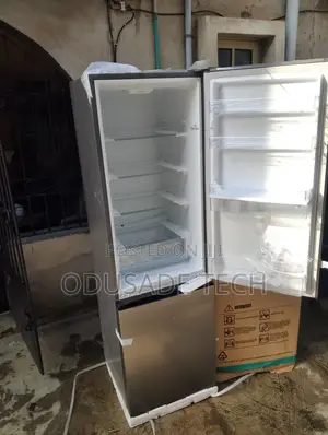 Hisense Bottom Freezer Refrigerator 264 Litres With Water Dispenser