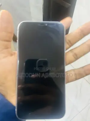 Apple iPhone 11 64 GB Purple