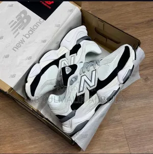 New Balance 9060