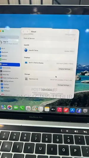 Laptop Apple MacBook Pro 2022 M2 8GB Apple M2 SSD 256GB