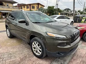 Jeep Cherokee Latitude FWD 2016 Green