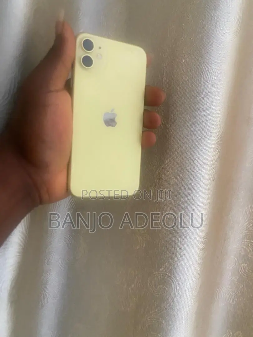 Apple iPhone 11 128 GB Yellow