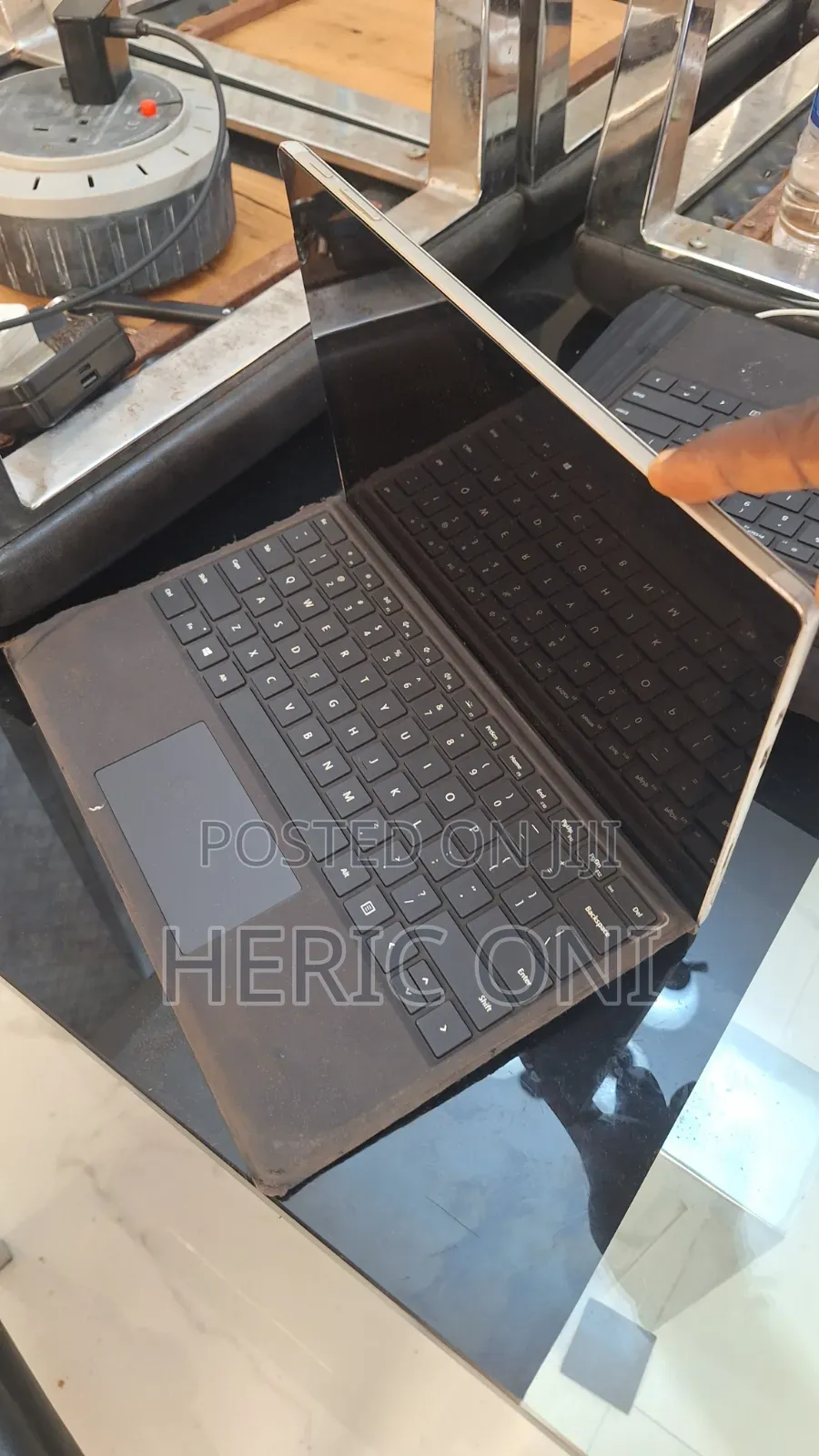 Microsoft Surface Pro 5 8 GB Gray