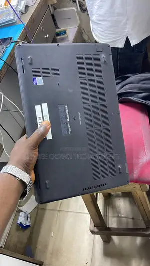 Laptop Dell Latitude 5550 8GB Intel Core i5 SSD 256GB