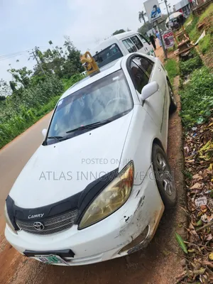 Toyota Camry 2004 White