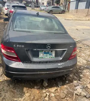 Mercedes-Benz C300 2008 Black