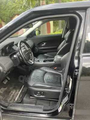 Land Rover Range Rover Evoque SE Premium 4x4 5-Door 2018 Black