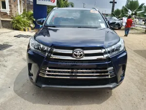 Toyota Highlander 2016 Blue