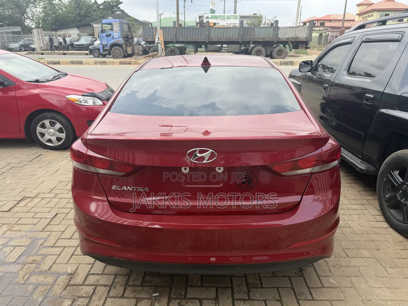 Hyundai Elantra 2017 Red