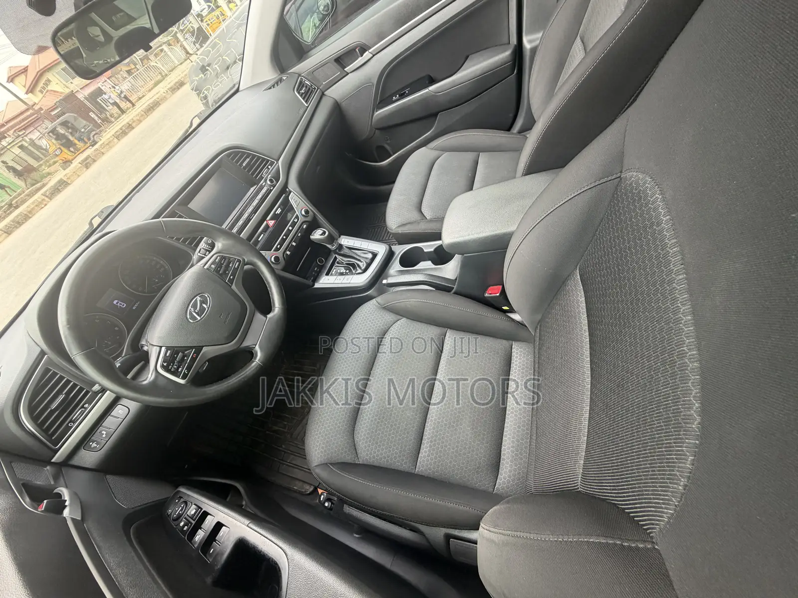 Hyundai Elantra 2017 Red