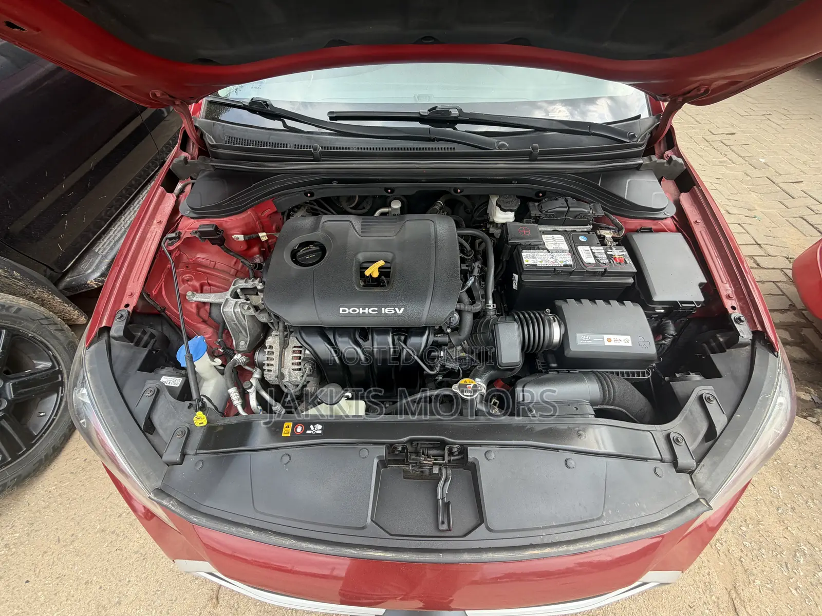 Hyundai Elantra 2017 Red