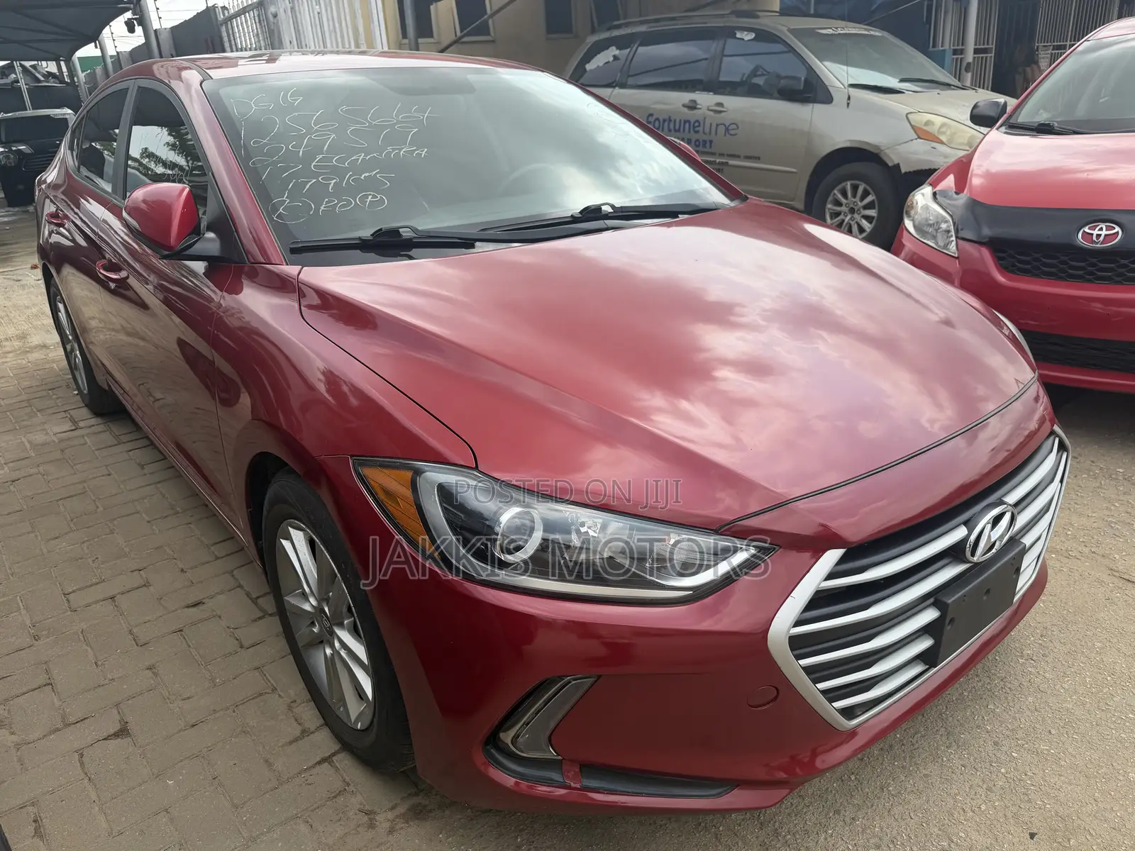 Hyundai Elantra 2017 Red