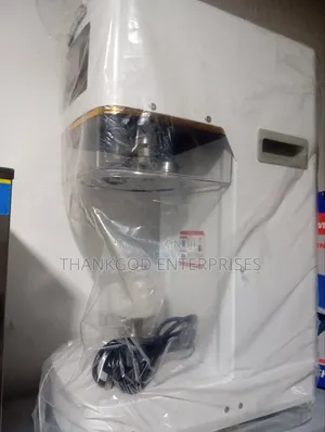 Can Sealing Machine