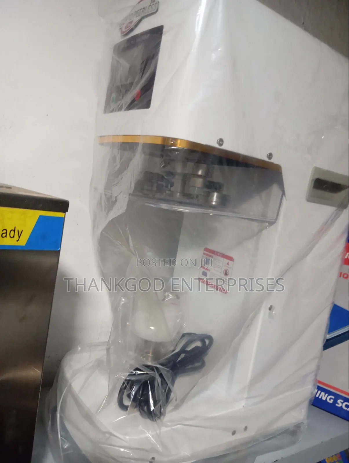 Can Sealing Machine