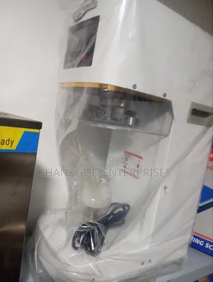 Can Sealing Machine