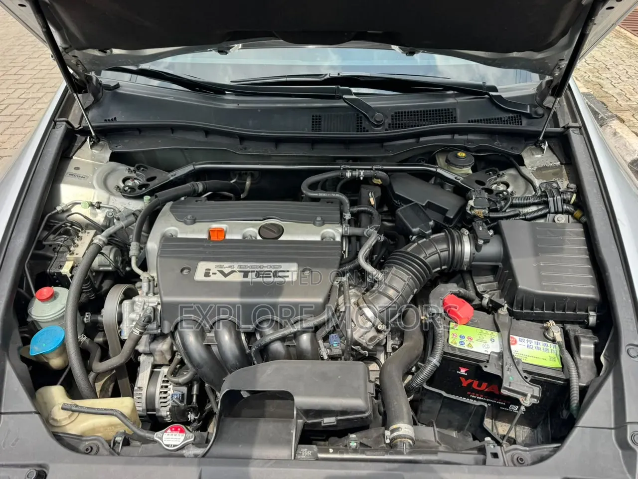 Honda Accord 2012 Silver
