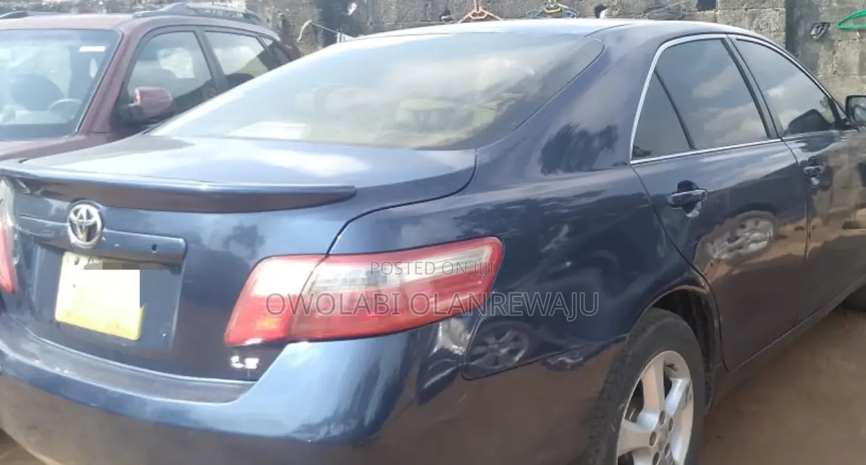 Toyota Camry 2008 Blue