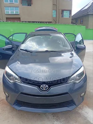 Toyota Corolla LE 4dr Sedan (1.8L 4cyl CVT) 2014 Blue