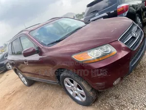 Hyundai Santa Fe 2011 Red
