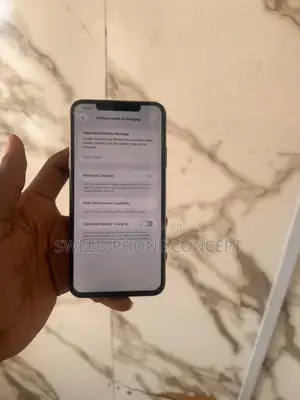 Apple iPhone 11 Pro Max 64 GB Gold