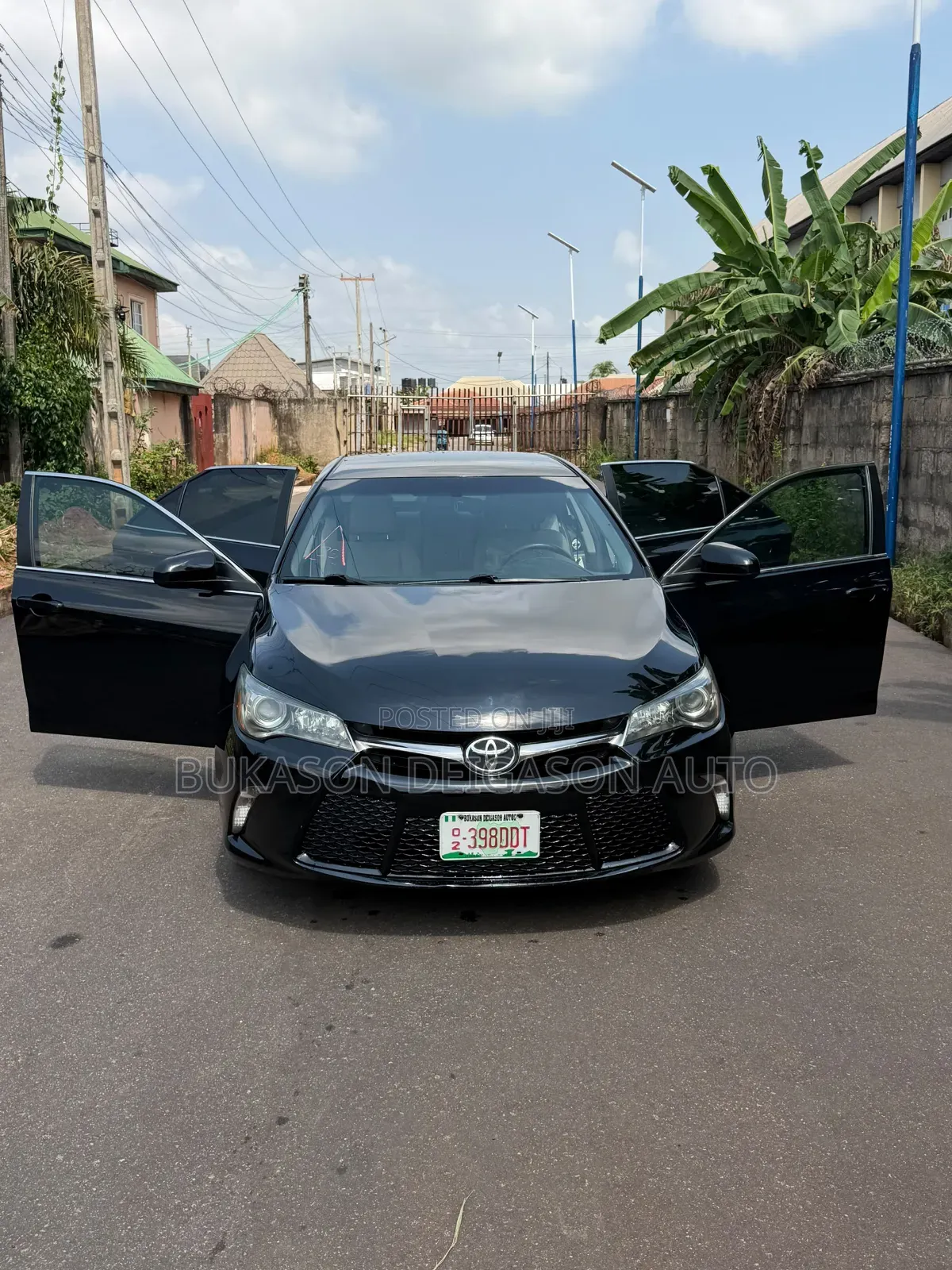 Toyota Camry SE 4dr Sedan (2.5L 4cyl 6A) 2015 Black