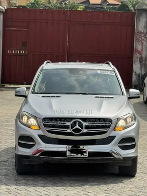 Mercedes-Benz GLE-Class 2016 Silver