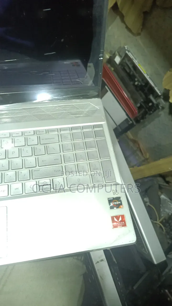 Laptop HP Pavilion 15 8GB AMD Ryzen 5 SSD 256GB