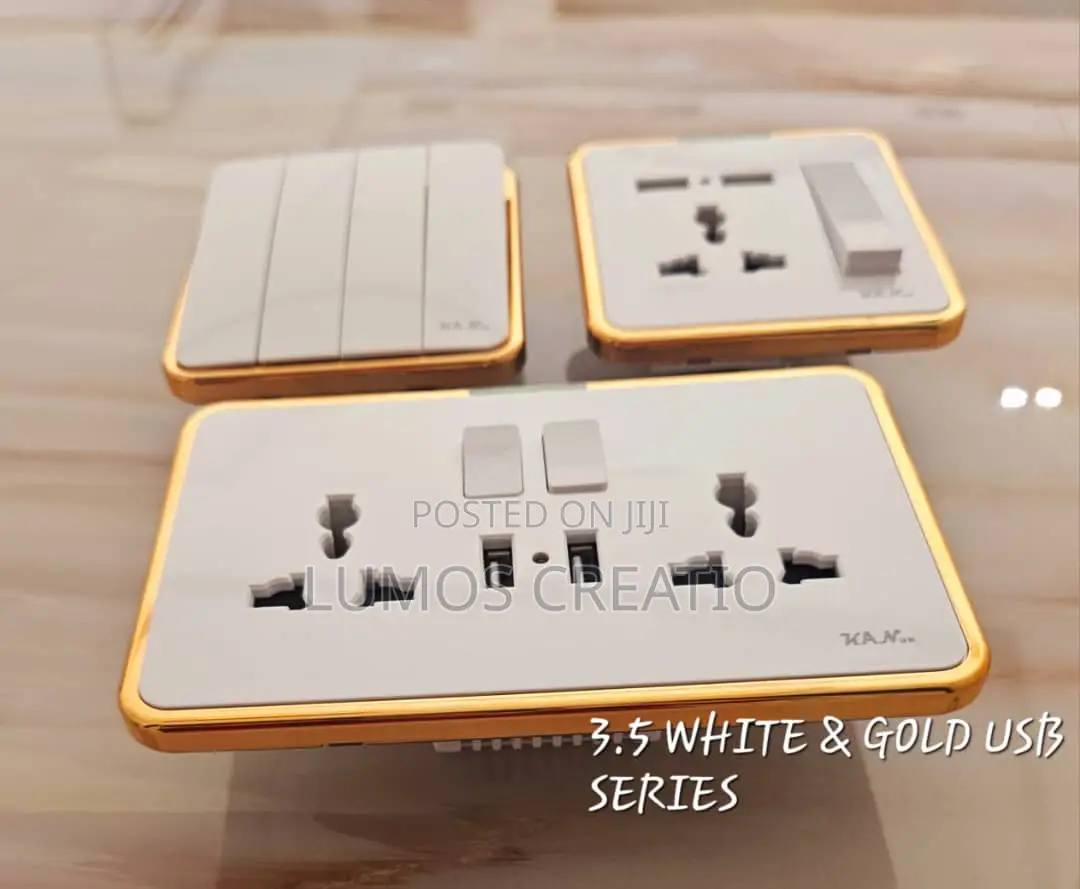 Low-Energy Consumption Socket