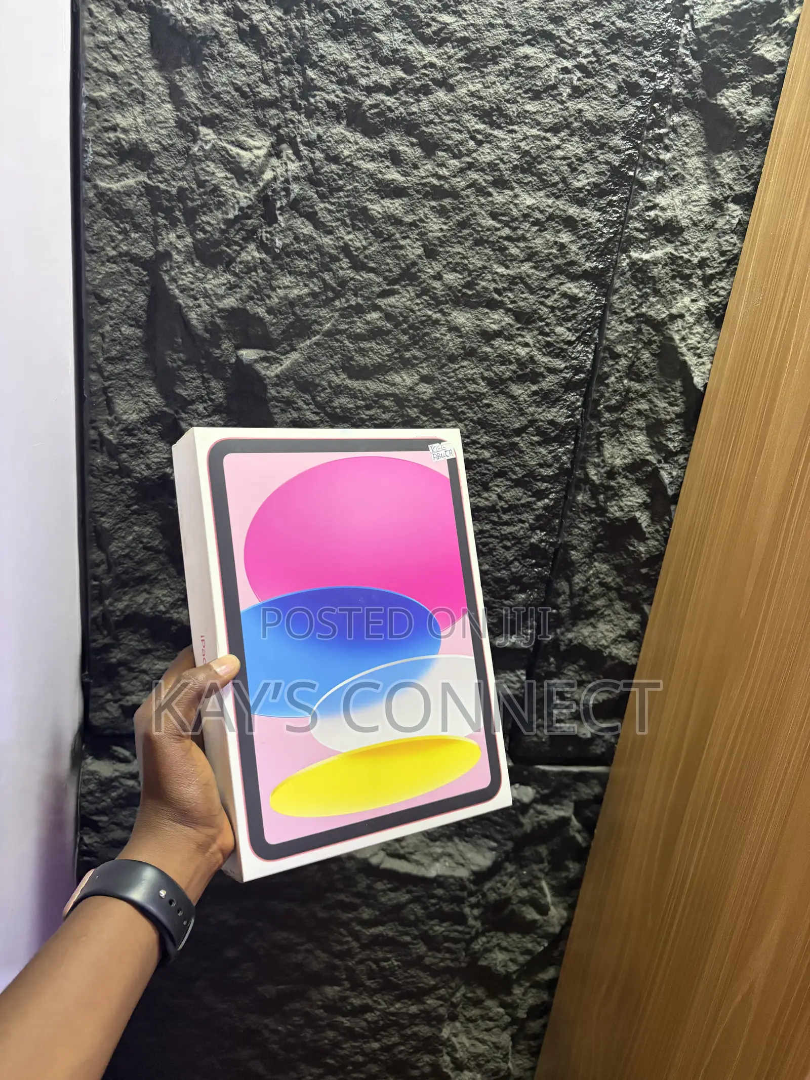 New Apple iPad (2025) 128 GB Pink