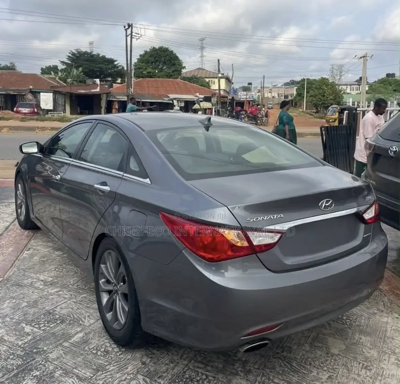 Hyundai Sonata 2012 Gray