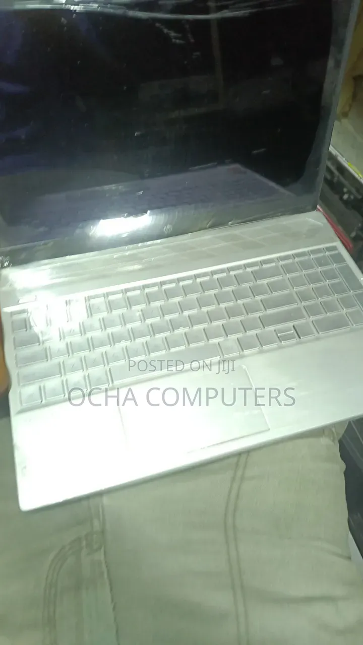 Laptop HP Pavilion 15 8GB AMD Ryzen 5 SSD 256GB