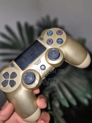 PS 4 20th Anniversary Special Edition