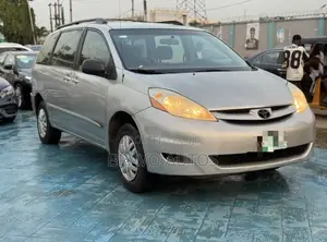 Toyota Sienna LE AWD 2006 Silver