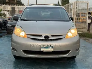 Toyota Sienna LE AWD 2006 Silver