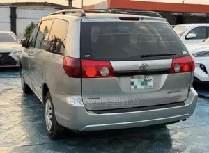 Toyota Sienna LE AWD 2006 Silver