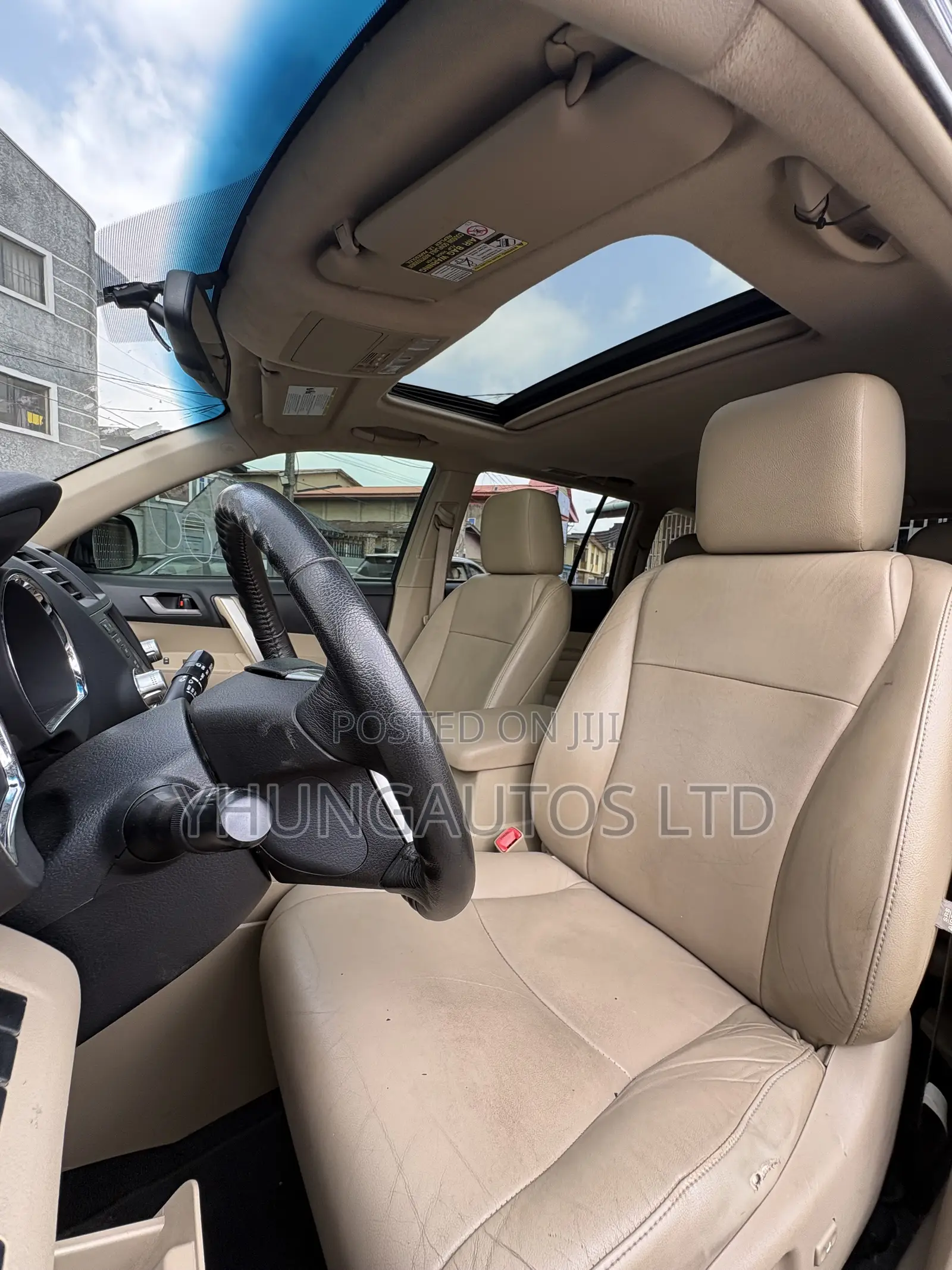 Toyota Highlander Limited 2012 Gray