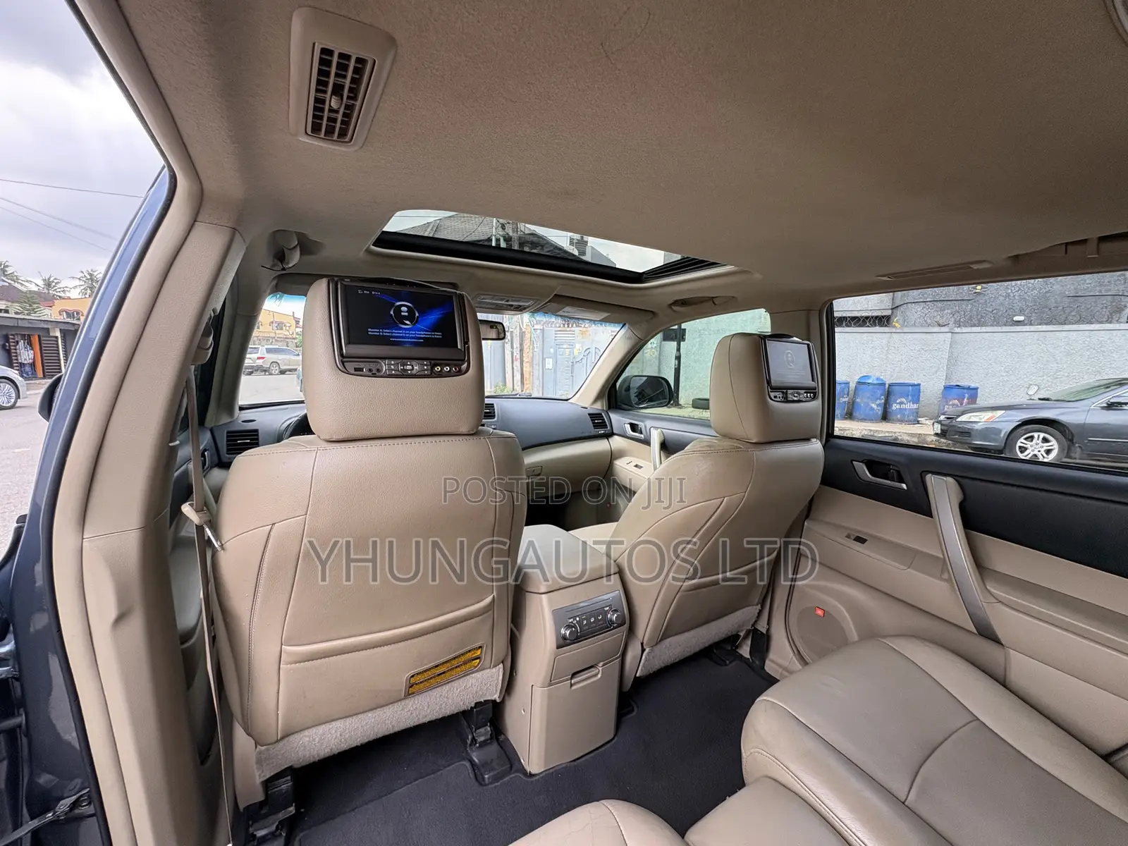 Toyota Highlander Limited 2012 Gray